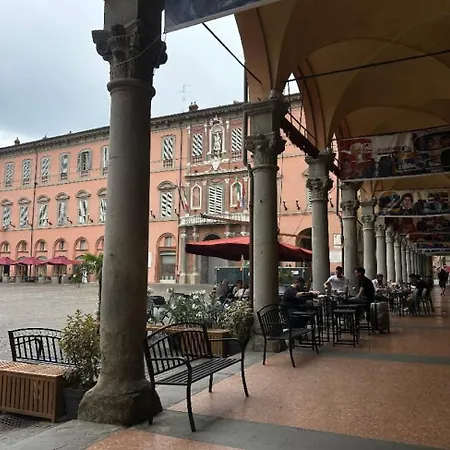 Apartment In Piazza Con Ingresso Indipendente Imola